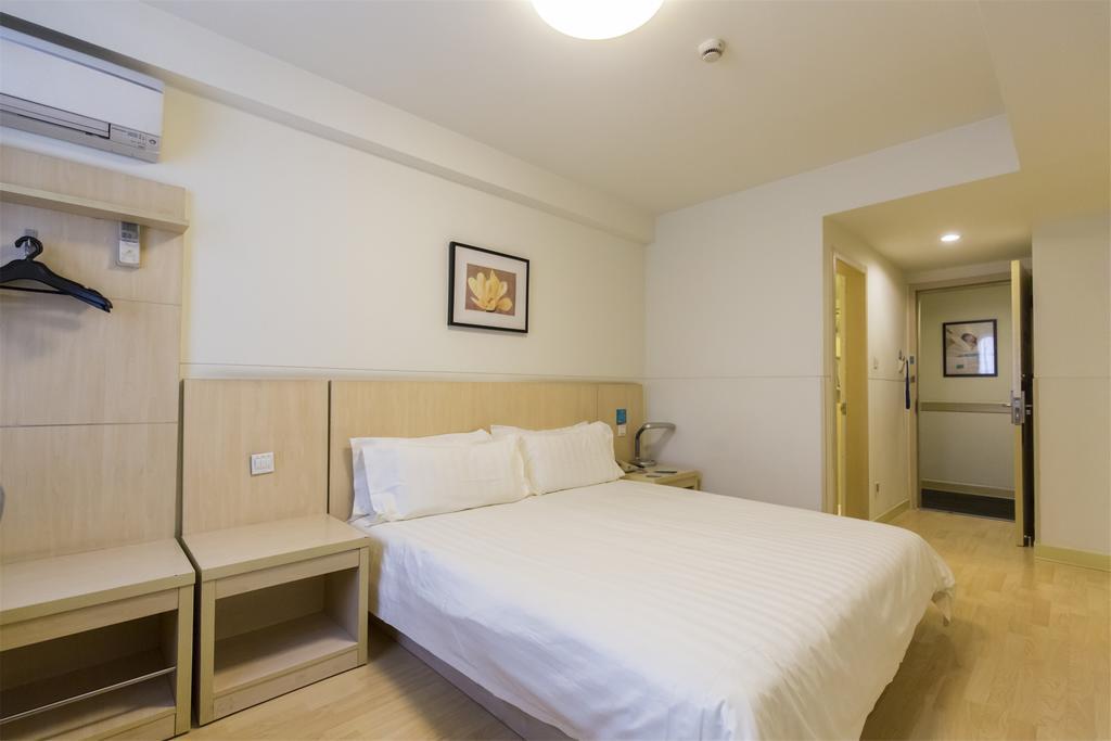 Jingjiang Inn Ningbo Tianyige Xihe Street נינגבו מראה חיצוני תמונה