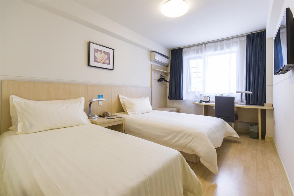 Jingjiang Inn Ningbo Tianyige Xihe Street נינגבו מראה חיצוני תמונה