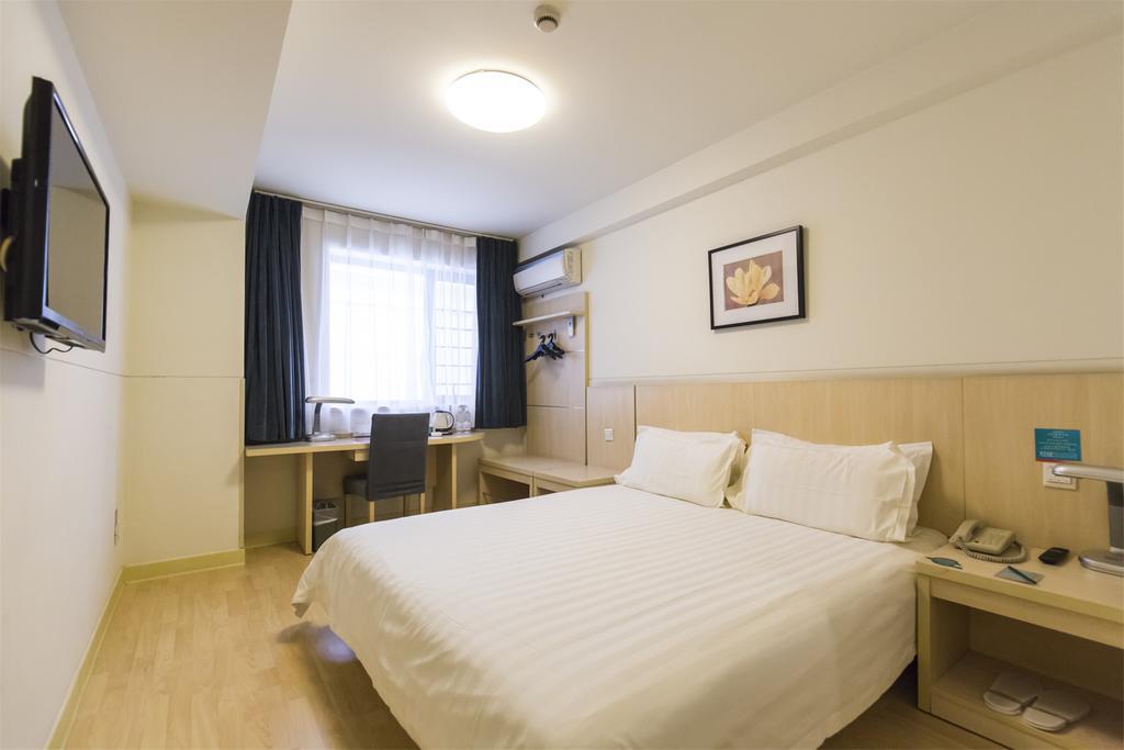 Jingjiang Inn Ningbo Tianyige Xihe Street נינגבו מראה חיצוני תמונה